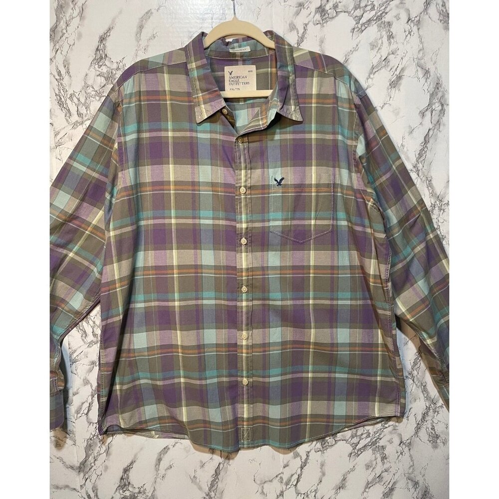 American Eagle Outfitters Men's Plaid Purple Button-Down Shirt Long Sleeve Size